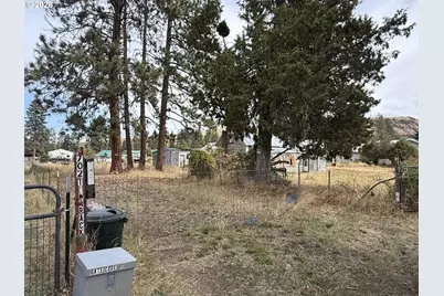 603 Tamarack St, Wallowa, OR 97885 - Photo 7