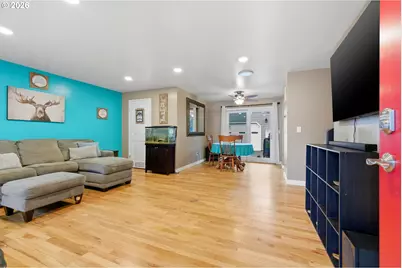 1530 SE 140th Ave, Portland, OR 97233 - Photo 7