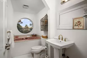 5455 Regent St, Oceanside, OR 97134 - Photo 9