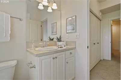 8656 NE Delamere Way, Hillsboro, OR 97006 - Photo 23