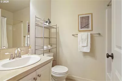8656 NE Delamere Way, Hillsboro, OR 97006 - Photo 27