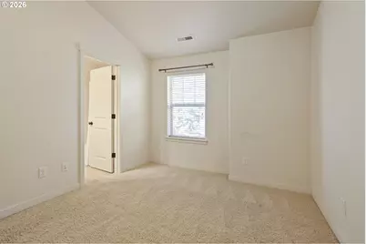 8656 NE Delamere Way, Hillsboro, OR 97006 - Photo 25