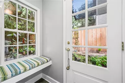 2625 SW Brae Mar Ct, Portland, OR 97201 - Photo 29