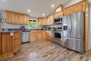 40189 Mt Hope Dr, Lebanon, OR 97355 - Photo 3