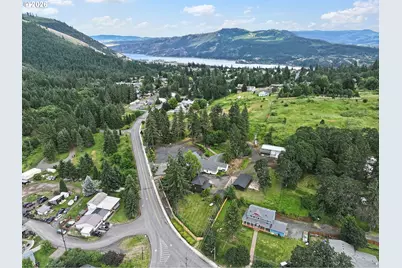 1280 N Main Ave, White Salmon, WA 98672 - Photo 45