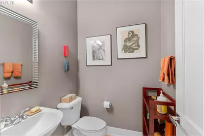 2432 SW Huber Ct, Portland, OR 97219 - Photo 27
