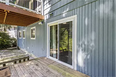 1685 Woodland Dr, Coos Bay, OR 97420 - Photo 39