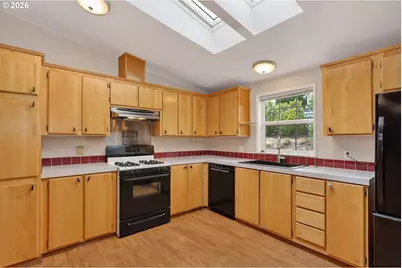 279 NE Snohomish Ave, White Salmon, WA 98672 - Photo 23