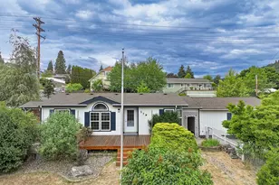 279 NE Snohomish Ave, White Salmon, WA 98672 - Photo 11