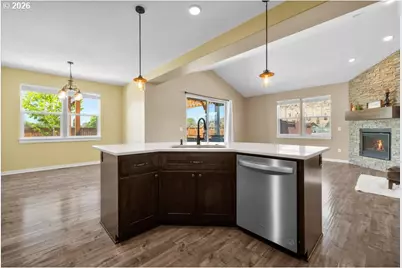 317 SE Pioneer Dr, Prineville, OR 97754 - Photo 11