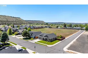 317 SE Pioneer Dr, Prineville, OR 97754 - Photo 43