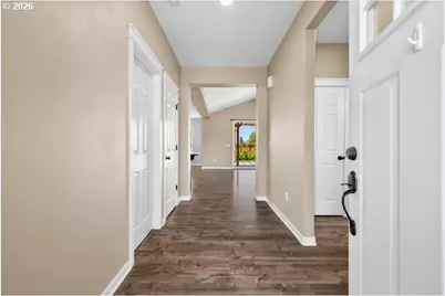 317 SE Pioneer Dr, Prineville, OR 97754 - Photo 3