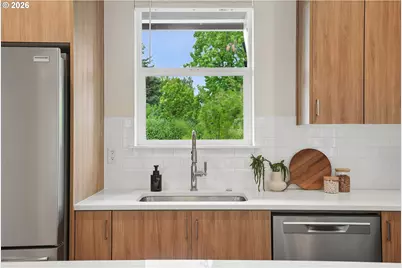 5452 NE Prescott St #3, Portland, OR 97218 - Photo 9