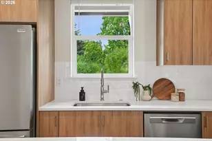 5452 NE Prescott St, Portland, OR 97218 - Photo 9