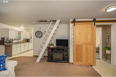 75 NE Keene Ave, Depoe Bay, OR 97341 - Photo 5