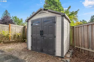 3951 SW Canby St, Portland, OR 97219 - Photo 41