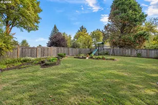 3951 SW Canby St, Portland, OR 97219 - Photo 19