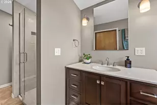 3951 SW Canby St, Portland, OR 97219 - Photo 25