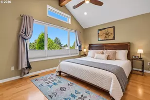 3951 SW Canby St, Portland, OR 97219 - Photo 21