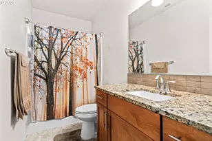 760 S 52nd St, Springfield, OR 97478 - Photo 7