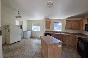130 2nd St, Dillard, OR 97432 - Photo 11