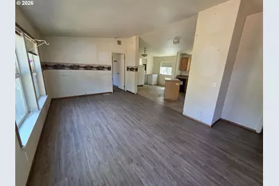 130 2nd St, Dillard, OR 97432 - Photo 9