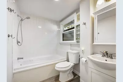 3917 SE Tibbetts St, Portland, OR 97202 - Photo 13