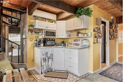 11638 N Island Cove Ln, Portland, OR 97217 - Photo 19