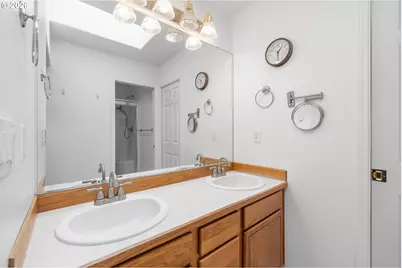 5945 SE Blossom St, Hillsboro, OR 97123 - Photo 27
