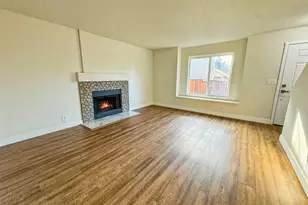 19901 SW Meadowbrook Ct, Beaverton, OR 97078 - Photo 3