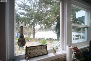 70214 Lakewood Rd, North Bend, OR 97459 - Photo 33