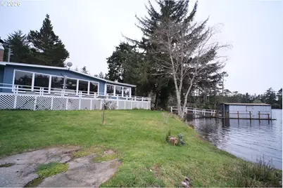 70214 Lakewood Rd, North Bend, OR 97459 - Photo 35