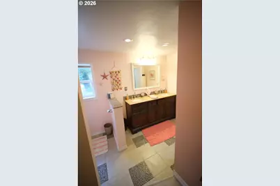 70214 Lakewood Rd, North Bend, OR 97459 - Photo 23