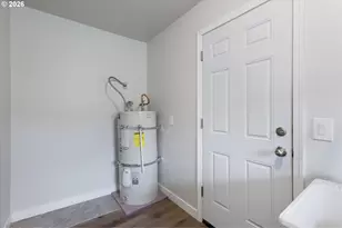 307 NE 129th St, Vancouver, WA 98685 - Photo 23