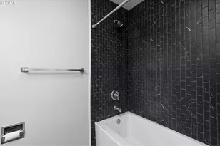 307 NE 129th St, Vancouver, WA 98685 - Photo 25