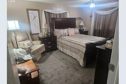 122 Parkdale Cir, Grants Pass, OR 97527 - Photo 5