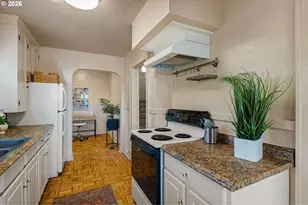 2293 Agate St, Eugene, OR 97403 - Photo 13