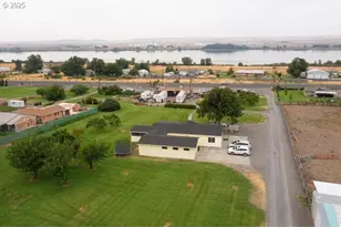 81700 Peach Tree Ln, Umatilla, OR 97882 - Photo 11