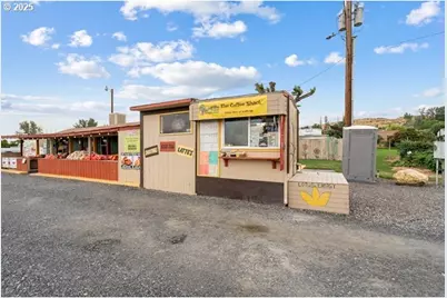 81700 Peach Tree Ln, Umatilla, OR 97882 - Photo 9