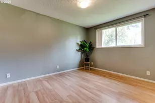 1880 Regina St, Eugene, OR 97402 - Photo 27