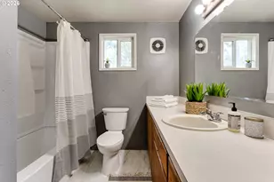 1880 Regina St, Eugene, OR 97402 - Photo 19