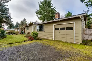 1880 Regina St, Eugene, OR 97402 - Photo 3