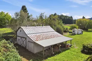 24153 Vaughn Rd, Veneta, OR 97487 - Photo 35