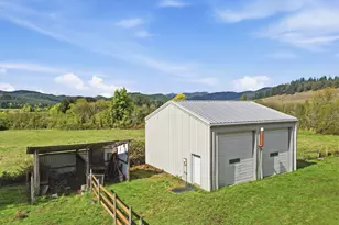 24153 Vaughn Rd, Veneta, OR 97487 - Photo 31
