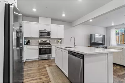 16815 SW Colorado Ln, Portland, OR 97224 - Photo 9
