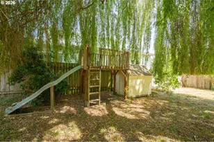 2225 Rogers Ln, Salem, OR 97304 - Photo 31