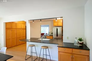 1379 Tucker Rd, Hood River, OR 97031 - Photo 25