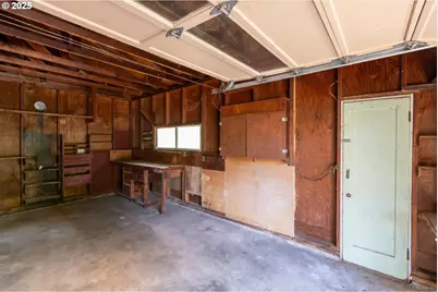 1379 Tucker Rd, Hood River, OR 97031 - Photo 47