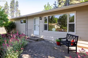 1379 Tucker Rd, Hood River, OR 97031 - Photo 3