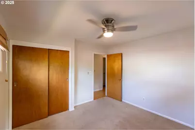 1379 Tucker Rd, Hood River, OR 97031 - Photo 41